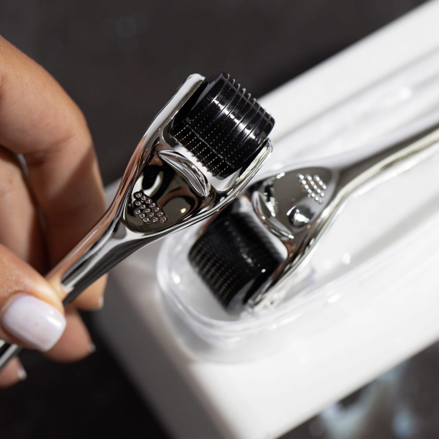 The MEMO from MECCA – DIY FACIALS WITH TECH: HOW TO PICK THE BEST BEAUTY DEVICE FOR AT HOME USE